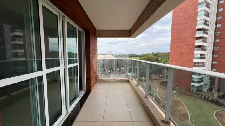 Apartamento à venda no Vila do Golfe: