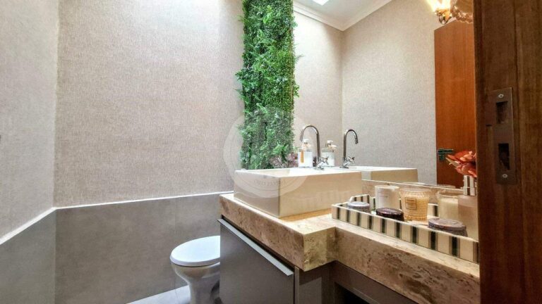 Casa em Condomínio à venda no Jardim Valência:
