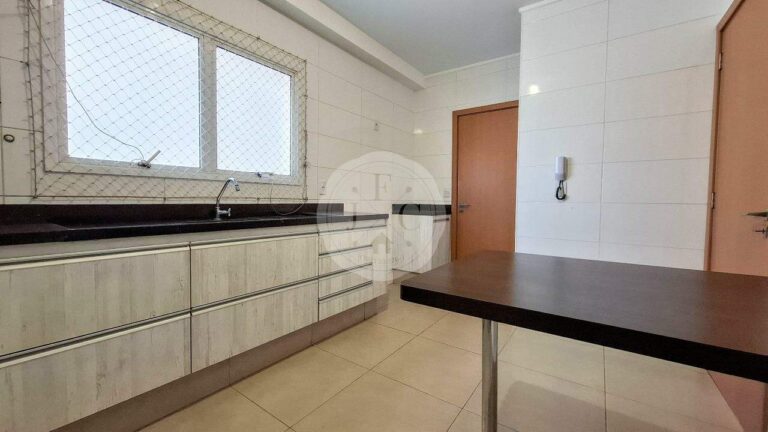 Apartamento para aluguel no Condomínio Itamaraty:
