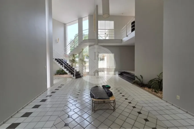 Casa em Condomínio para aluguel no Jardim Canadá: