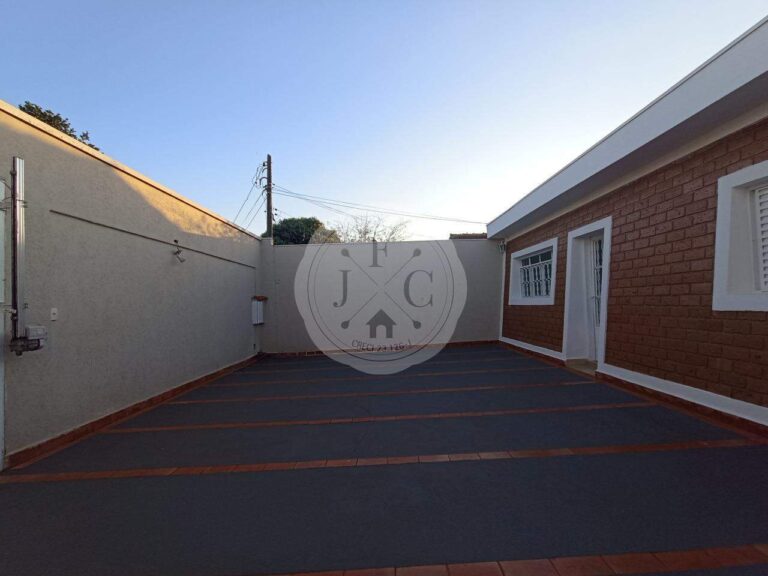 Casa para aluguel no Adelino Simioni: