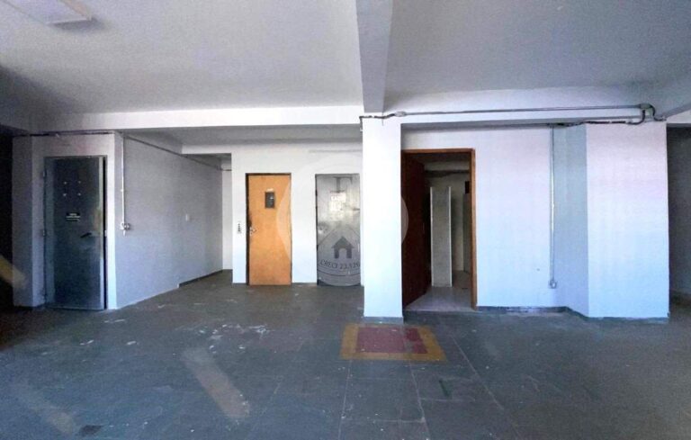 Prédio Comercial para aluguel no Vila Seixas: