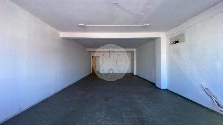 Prédio Comercial para aluguel no Vila Seixas: