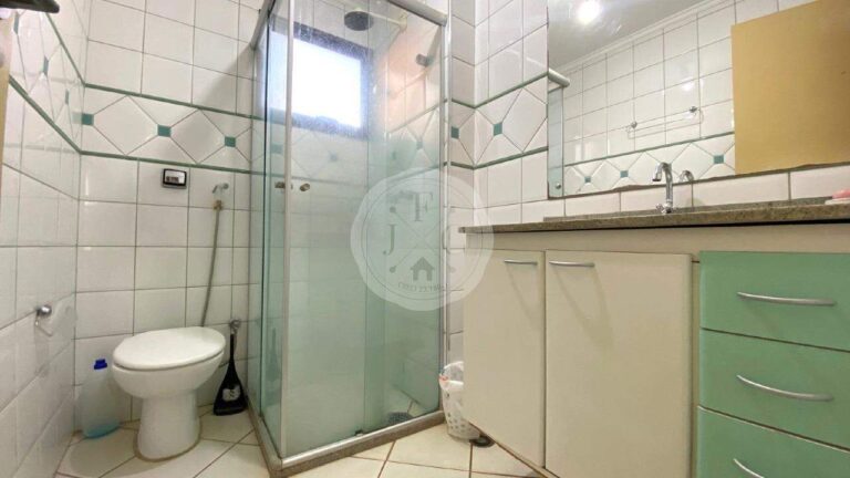 Apartamento para aluguel no Presidente Médici: