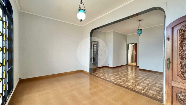 Casa para aluguel no Jardim Mosteiro: