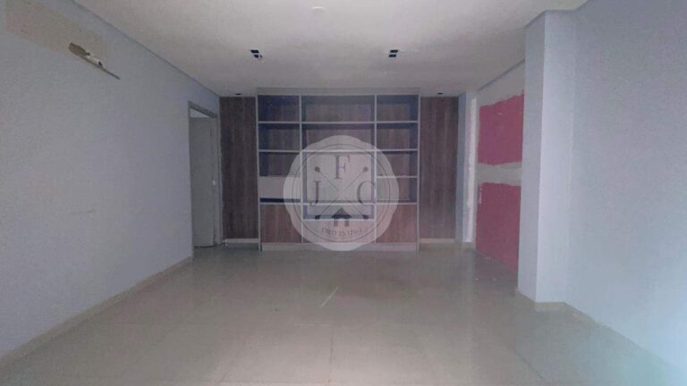 Prédio Comercial para aluguel no Vila Seixas:
