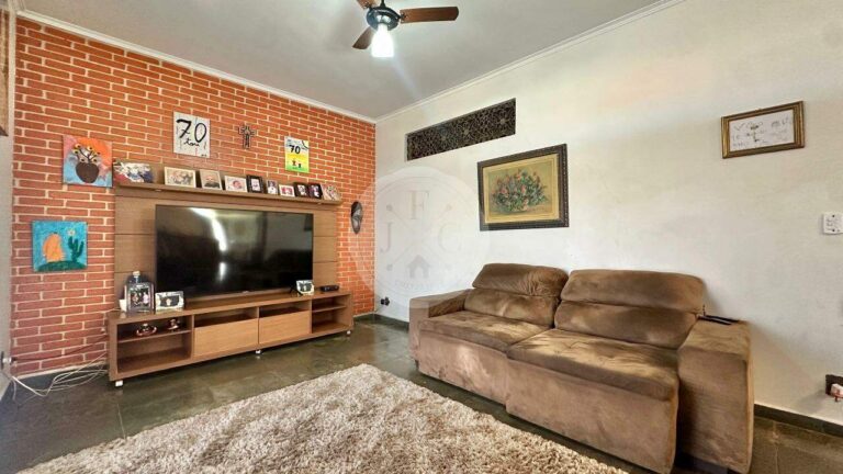 Casa à venda no Jardim São Luiz: