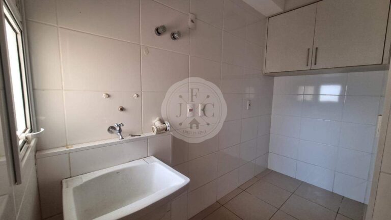 Apartamento para aluguel no Condomínio Itamaraty: