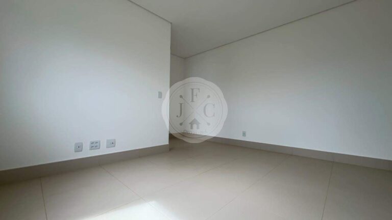 Apartamento à venda no Vila do Golfe: