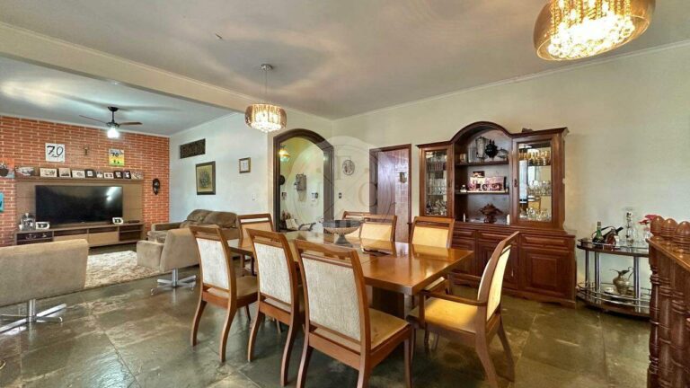 Casa à venda no Jardim São Luiz: