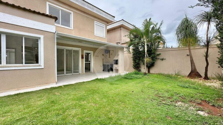 Casa em Condomínio para aluguel no Vila do Golfe:
