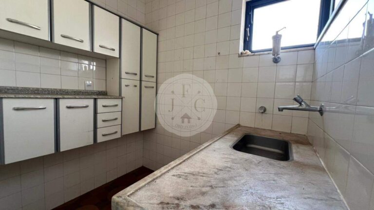 Apartamento à venda no Centro: