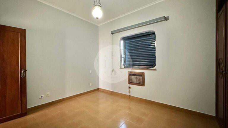 Casa para aluguel no Jardim Mosteiro: