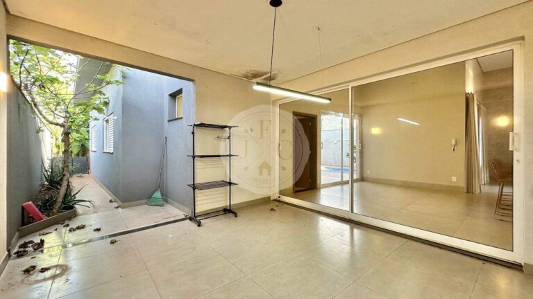 Casa em Condomínio para aluguel no Jardim San Marco: