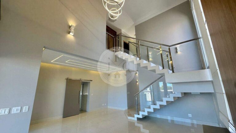 Casa em Condomínio para aluguel no Residencial e Empresarial Alphaville: