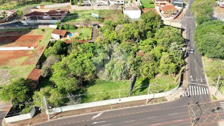 Área à venda no Ribeirânia: