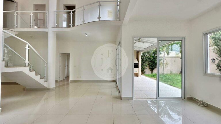 Casa em Condomínio para aluguel no Vila do Golfe:
