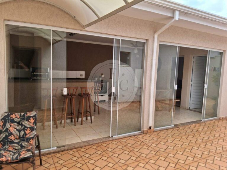 Casa em Condomínio para aluguel no Condomínio Bella Città: