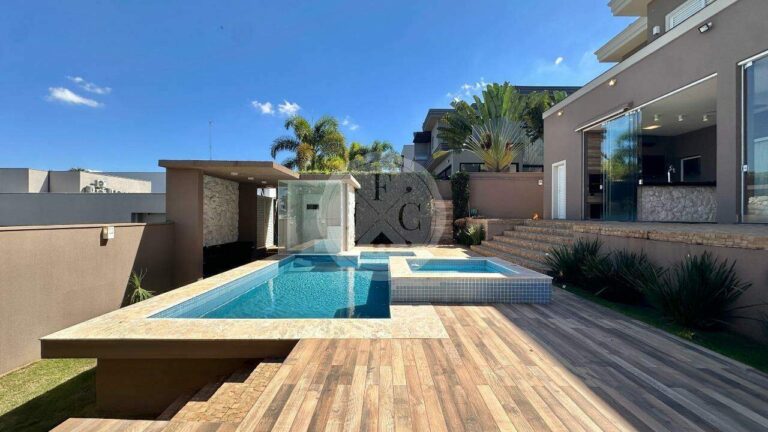 Casa em Condomínio para aluguel no Residencial e Empresarial Alphaville:
