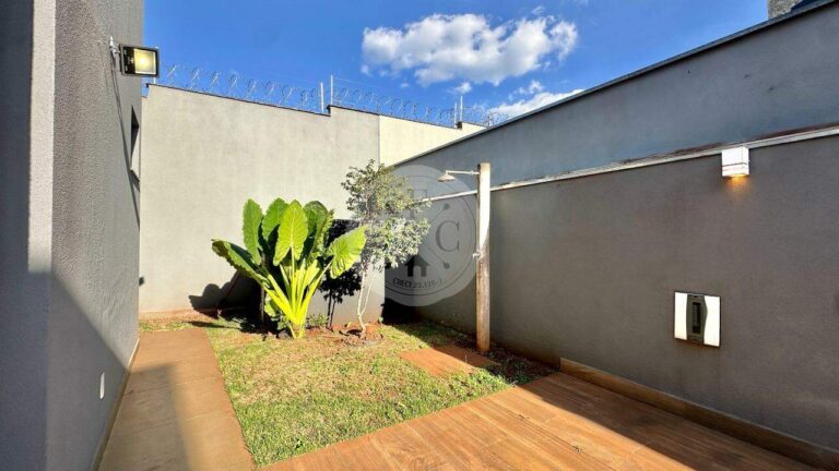 Casa em Condomínio para aluguel no Jardim San Marco: