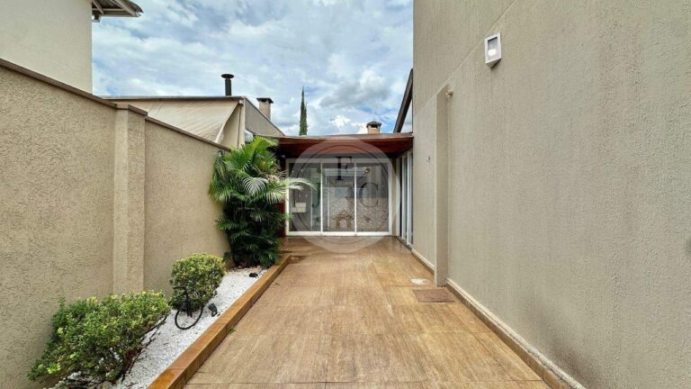 Casa em Condomínio para aluguel no Condomínio Evidence Resort: