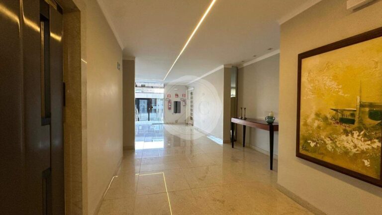 Apartamento à venda no Centro: