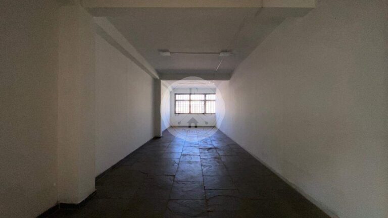 Prédio Comercial à venda no Vila Seixas: