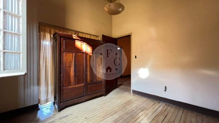 Casa à venda no Centro: