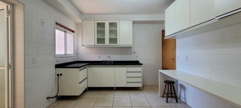 Apartamento à venda no Jardim Botânico: cozinha