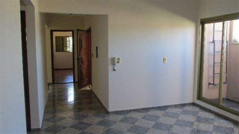 Casa para aluguel no Parque das Andorinhas: