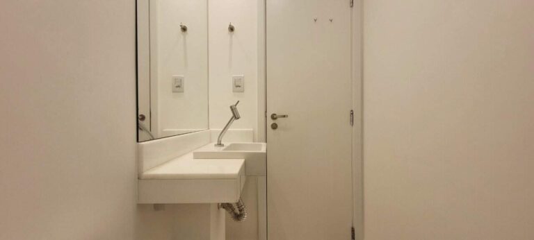 Apartamento para aluguel no Quinta da Primavera: Lavabo