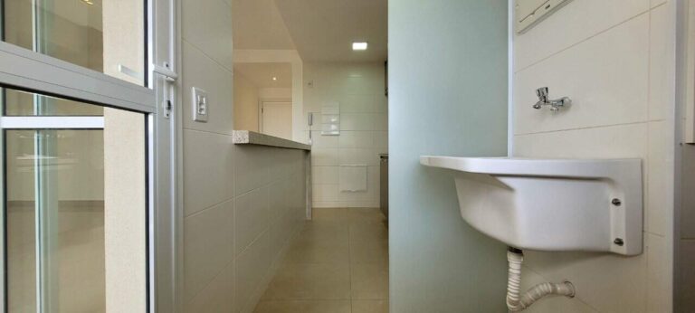 Apartamento para aluguel no Quinta da Primavera: rea de servi o