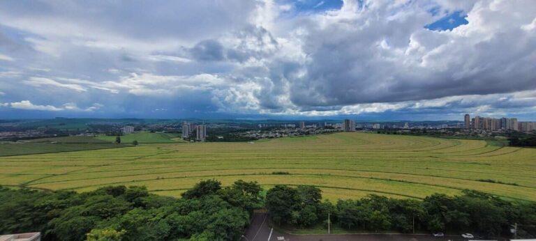 Apartamento para aluguel no Quinta da Primavera: Vista su te