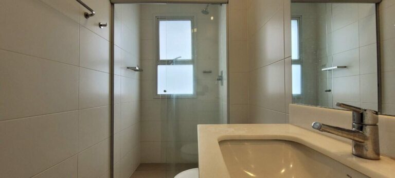 Apartamento para aluguel no Quinta da Primavera: Banheiro su te