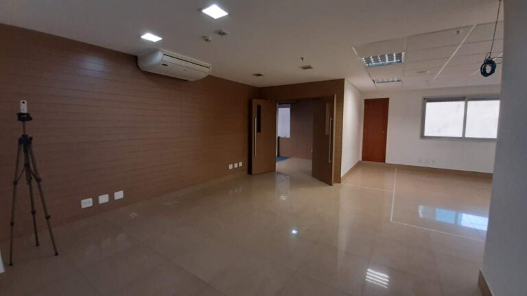 Sala Comercial para aluguel no Jardim Santa Ângela: