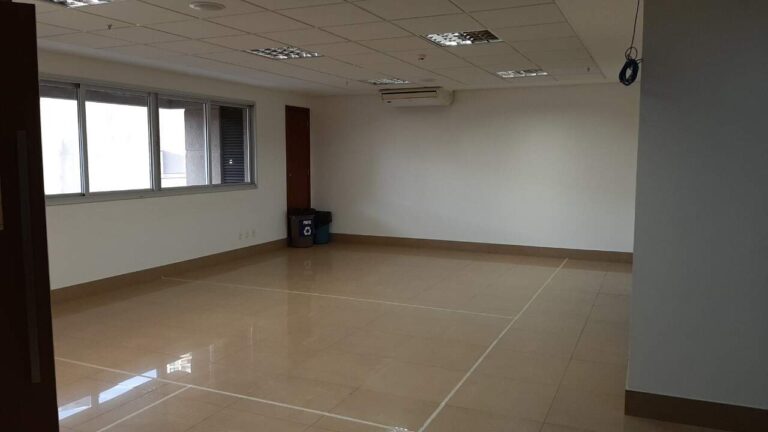 Sala Comercial para aluguel no Jardim Santa Ângela: