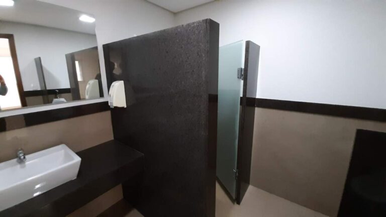 Sala Comercial para aluguel no Jardim Santa Ângela: