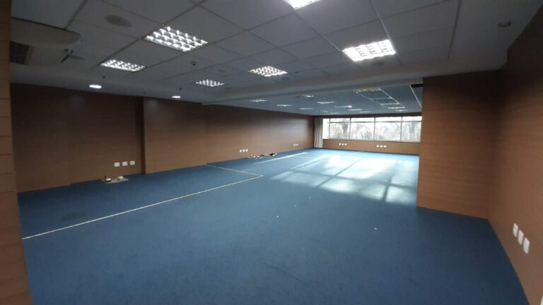 Sala Comercial para aluguel no Jardim Santa Ângela: