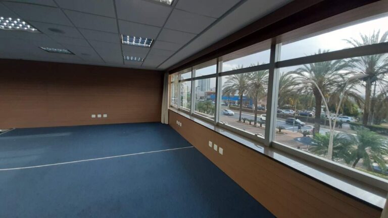 Sala Comercial para aluguel no Jardim Santa Ângela:
