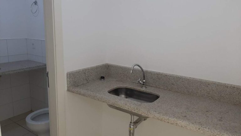 Sala Comercial para aluguel no Jardim Santa Ângela:
