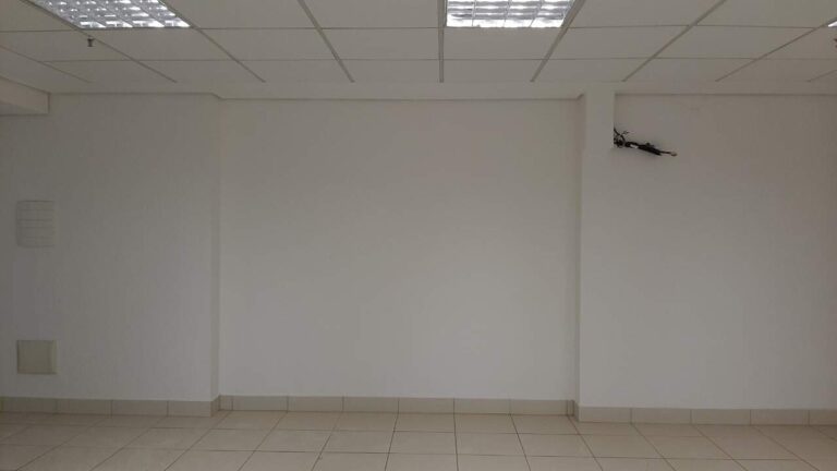 Sala Comercial para aluguel no Jardim Santa Ângela: