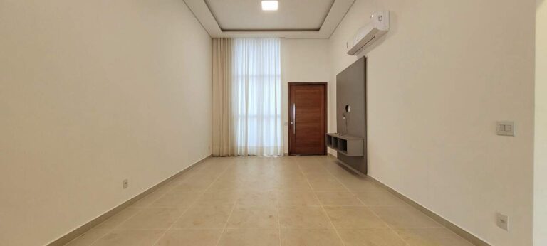 Casa em Condomínio para aluguel no Jardim Valência: Sala