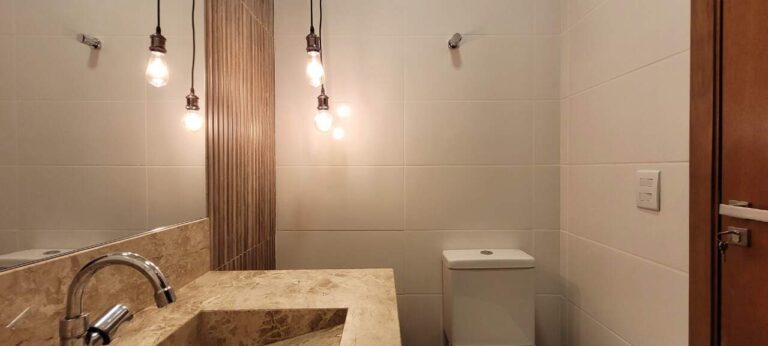 Casa em Condomínio para aluguel no Jardim Valência: Lavabo