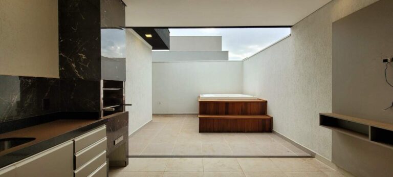 Casa em Condomínio para aluguel no Jardim Valência: Espa o gourmet