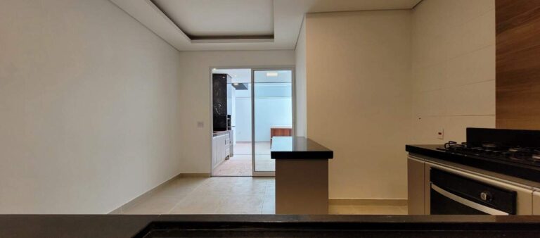 Casa em Condomínio para aluguel no Jardim Valência: Cozinha