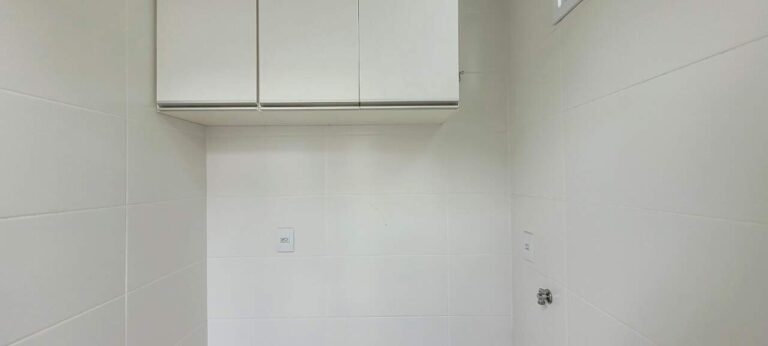 Casa em Condomínio para aluguel no Jardim Valência: rea de servi o