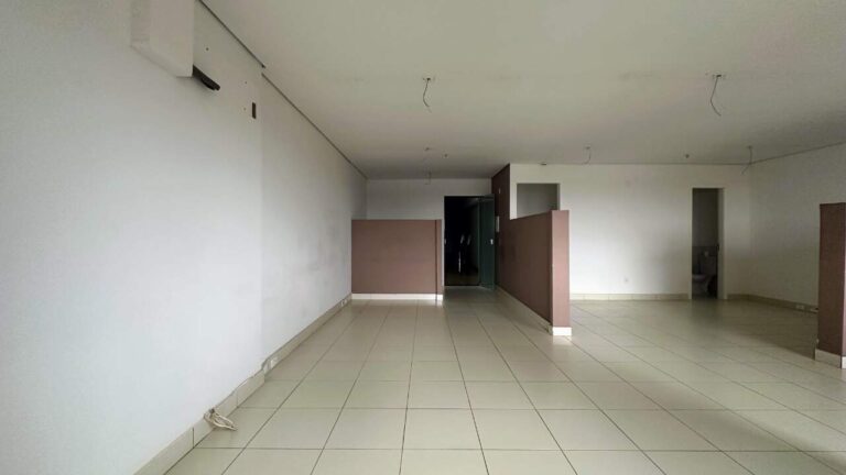 Sala Comercial à venda no Jardim Santa Ângela: