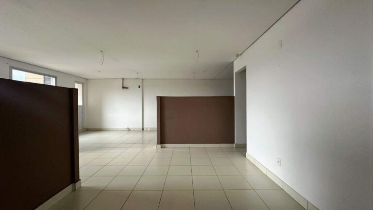 Sala Comercial à venda no Jardim Santa Ângela: