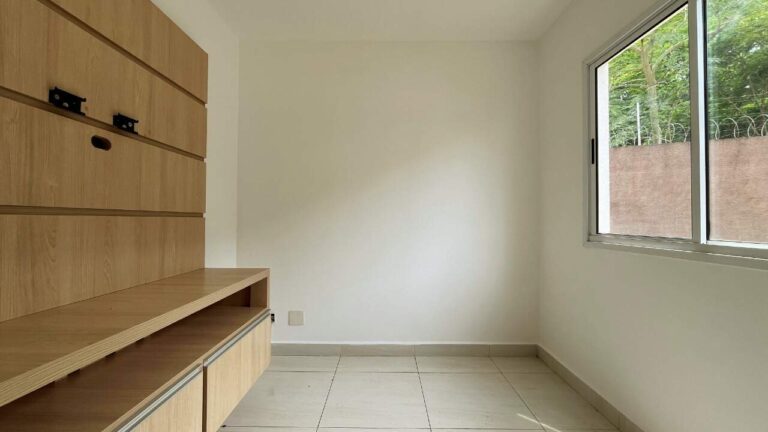 Casa em Condomínio à venda no Vila do Golfe: Sala