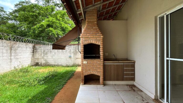 Casa em Condomínio à venda no Vila do Golfe: Espaço gourmet